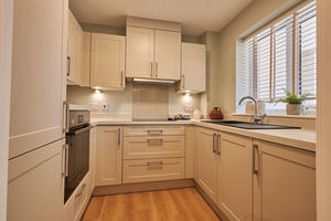 Kitchen- click for photo gallery